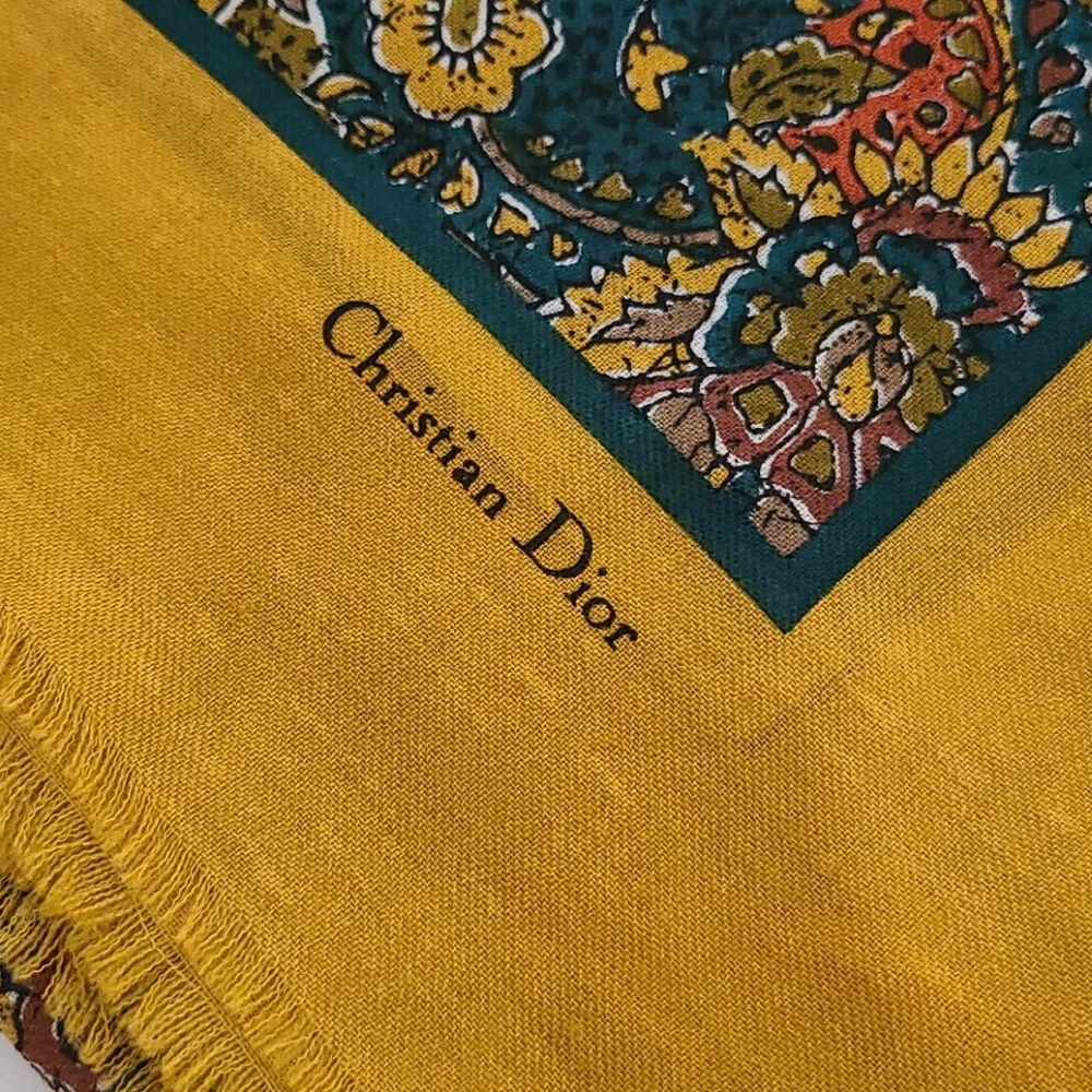 Christian Dior E'Charpes Vintage 100% Wool Scarf